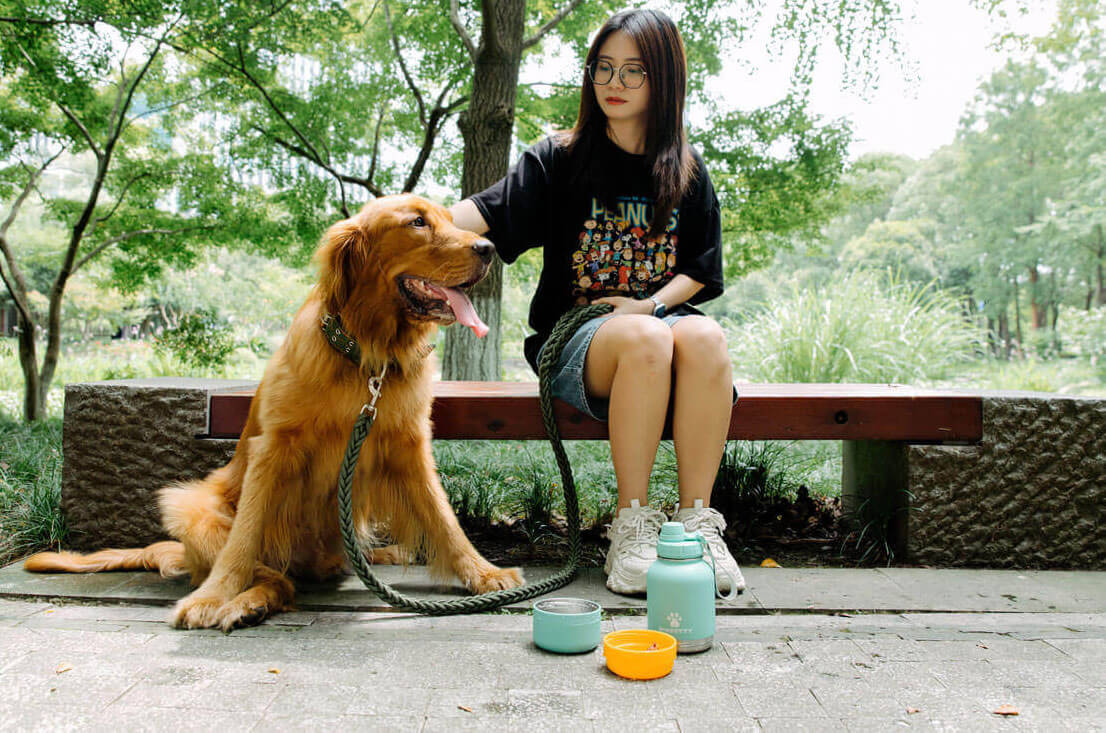 dog-water-bottle-manufacturing
